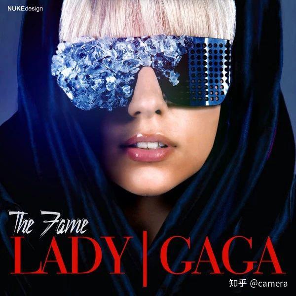 同年发行的首张个人录音室专辑the fame,08年,lady gaga