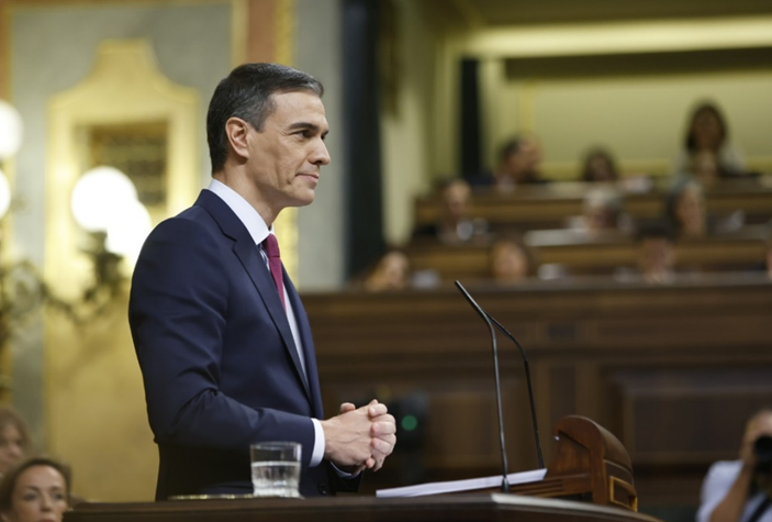 【西班牙热点】桑切斯再次成功当选西班牙首相——为连任不择手段?
