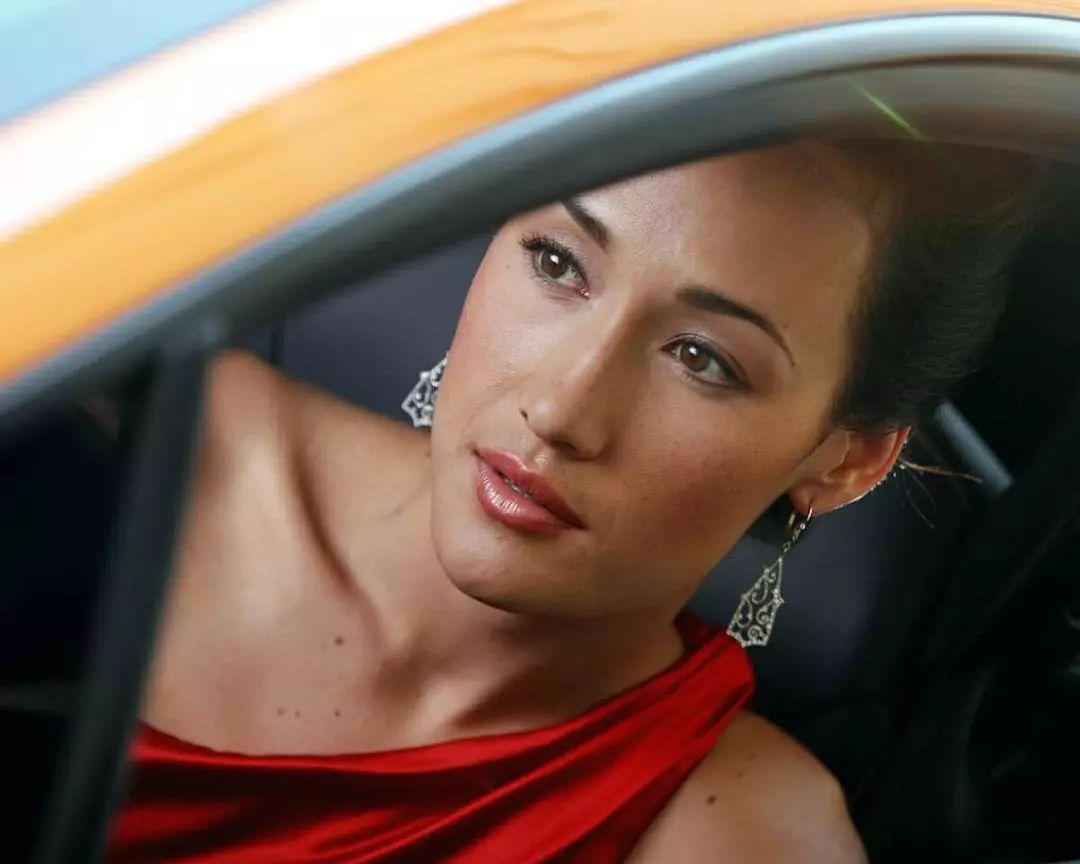 赤裸特工变好莱坞鬼后!性感maggie q转型