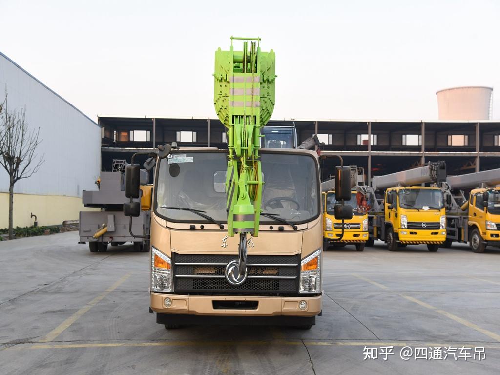 16吨配置极光绿吊重起重机造型大方