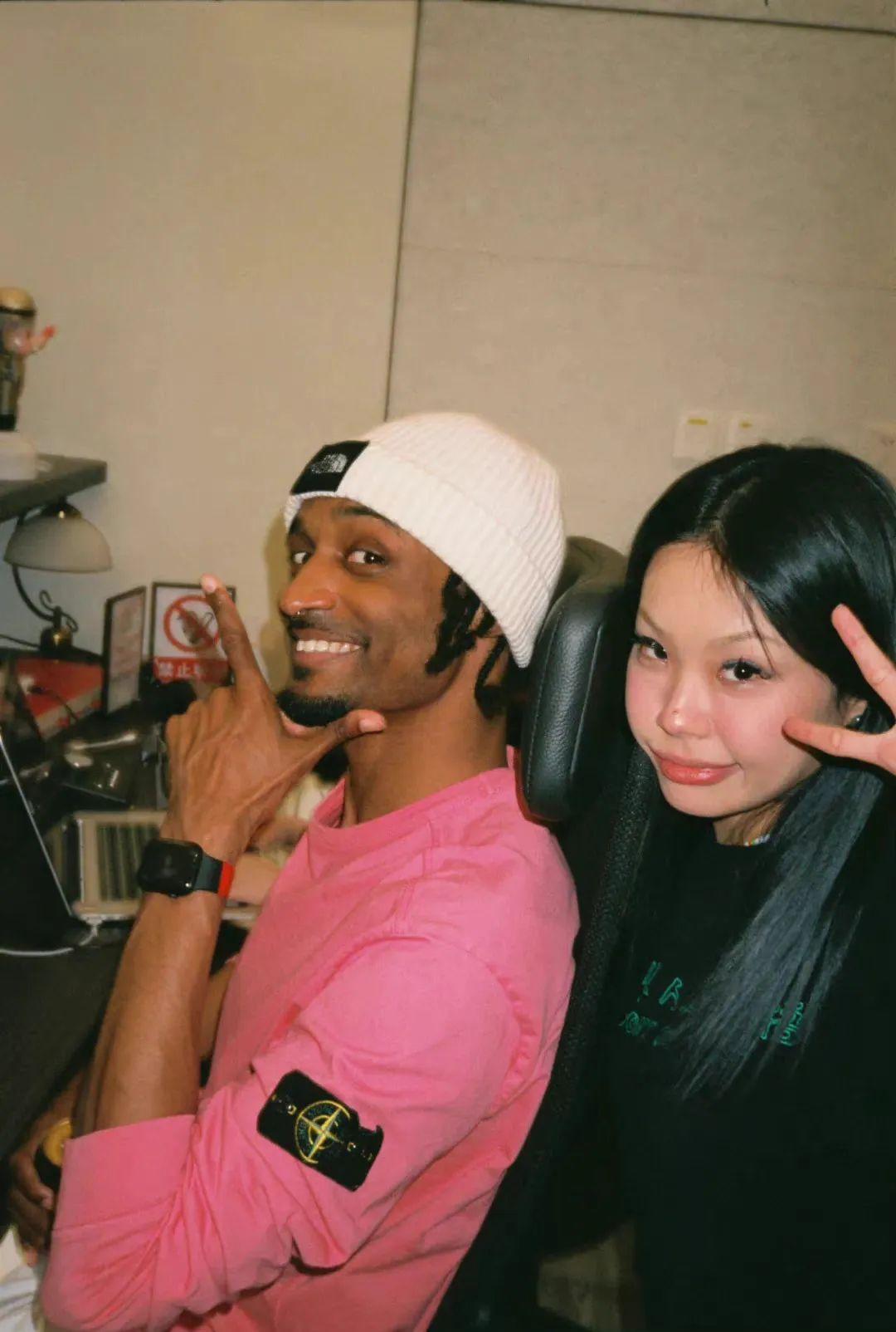 再到马思唯和易梦玲的热搜霸榜,rapper的私生活为何总能流量爆炸?