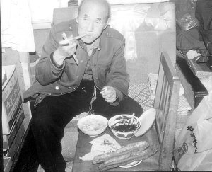 当代中国有哪些值得一提的草根英雄?