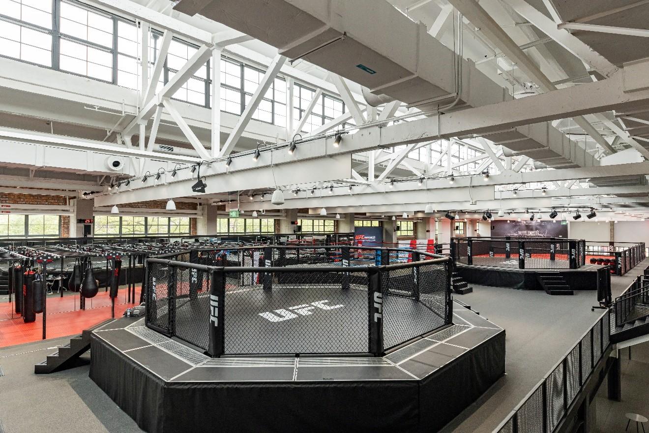 感谢了仲量联行各专业团队对于ufc精英训练中心(上海)给予的大力支持