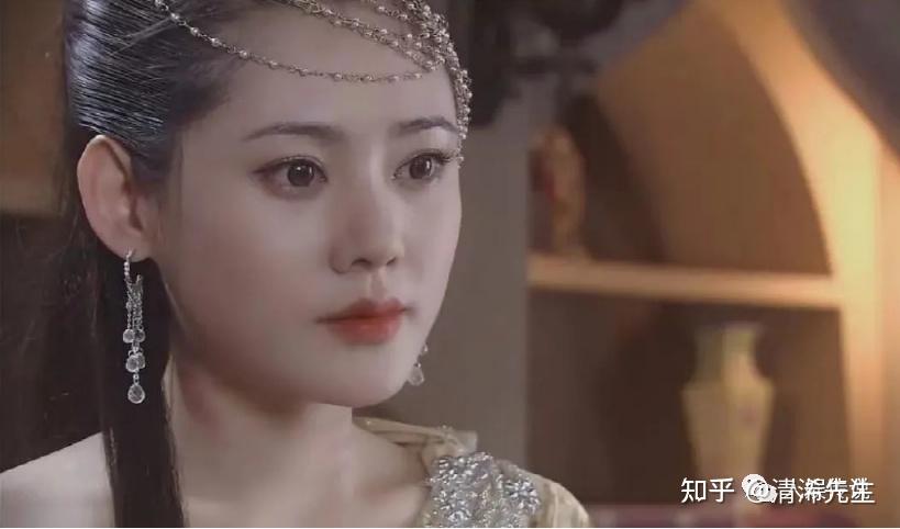 秋瓷炫:17岁被父母抛弃,4年婚姻亮红灯,她却做不了林品如 - 知乎