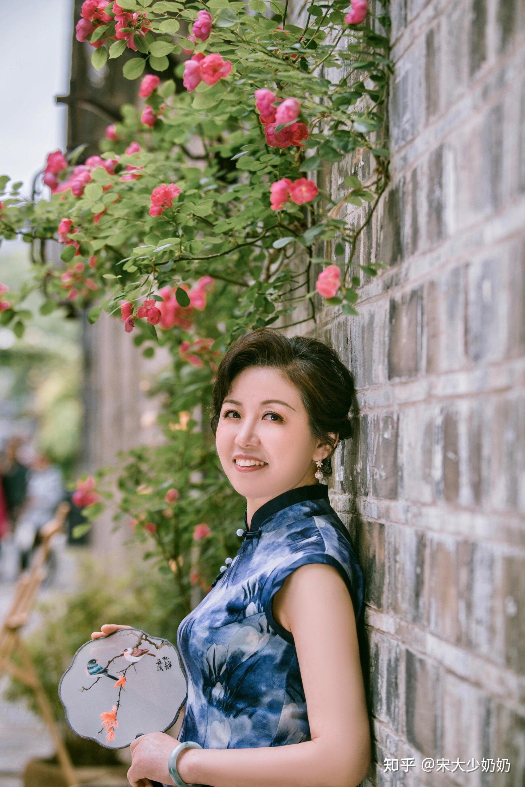 什么样式的旗袍适合四十多岁的女人