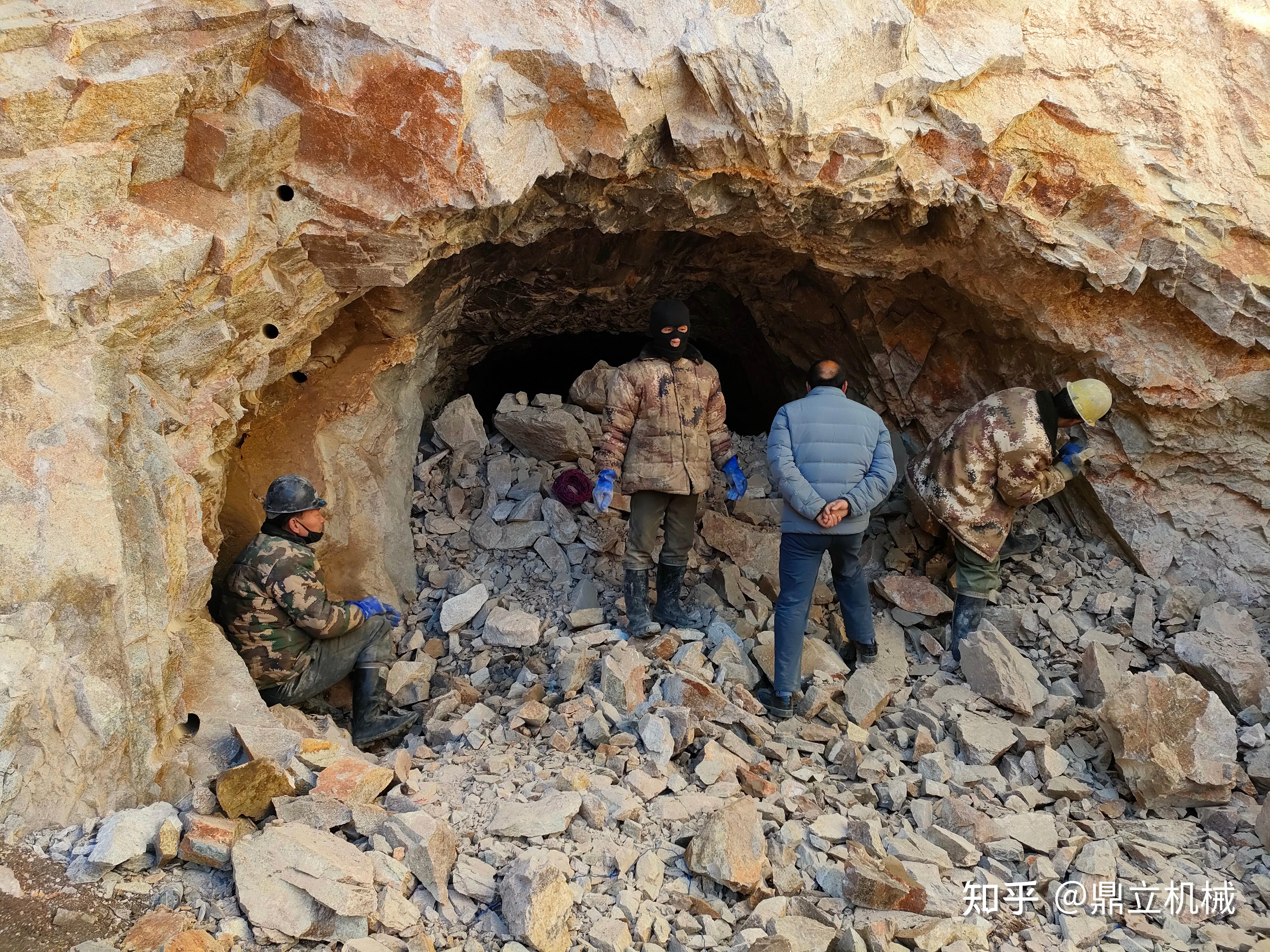 煤矿井下掘进二氧化碳爆破设备简单上手安全环保