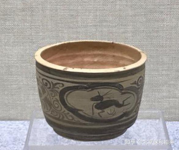 レア 中国清代 珊瑚釉 吉祥図 煎茶碗 民窯の力強さ 割れ、カケなし 刻印もいい