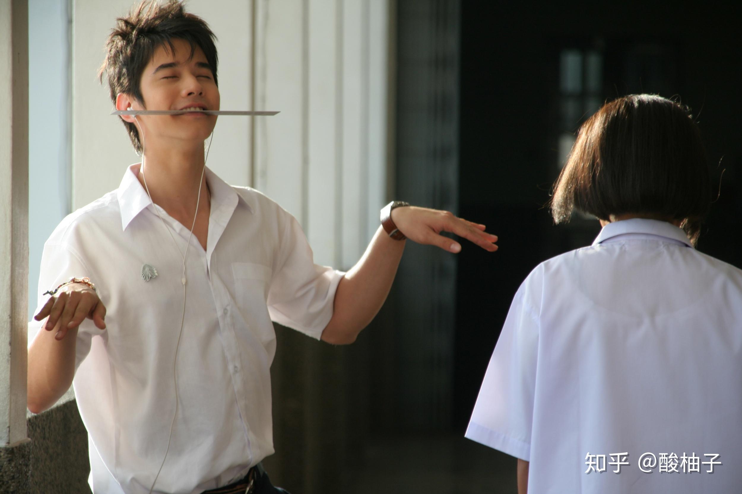 泰国女孩奇丑无比逆袭后成女神鼓起勇气追男神结局神反转