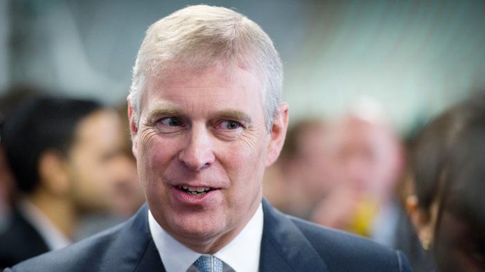 伊丽莎白的外孙和外孙女,安妮的子女——扎拉·廷德尔和彼得·菲利普