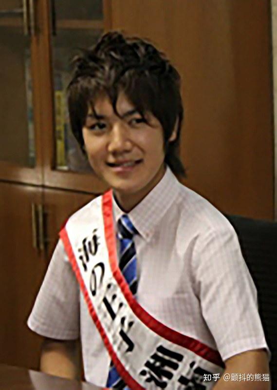 小室圭真不是矮只是脸大看看日本网友是怎么恶搞他的