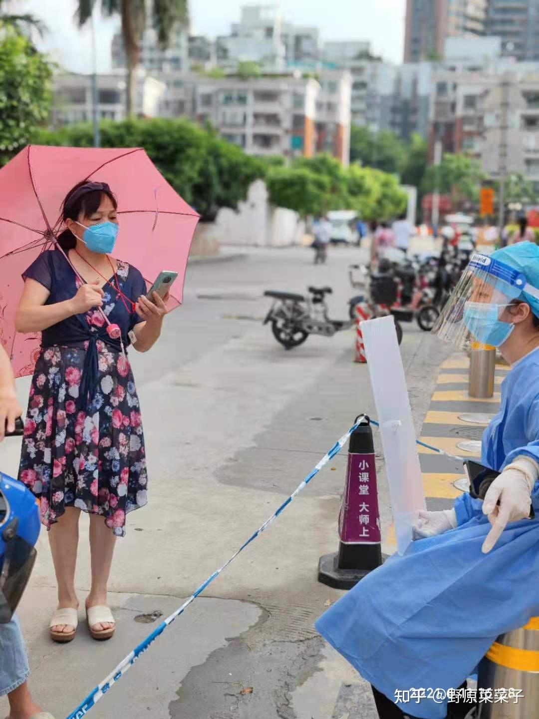 窥视小张社工在广州防疫的日与夜