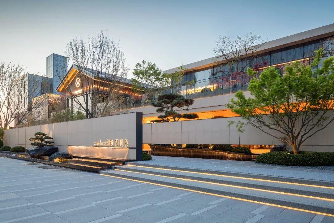 青特·滨湖国际:有天有地有院的别墅 已成绝版