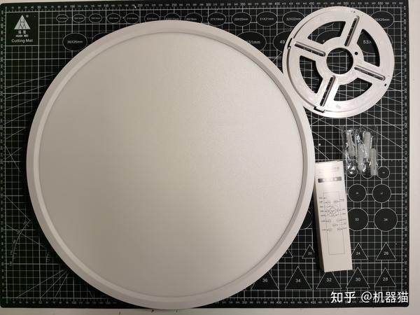 2024年4月家装节护眼吸顶灯怎么选？（全光谱）护眼吸顶灯和普通吸顶灯的区别有哪些？吸顶灯真的有必要买护眼的吗？护眼吸顶灯深度实测（Lipro ...
