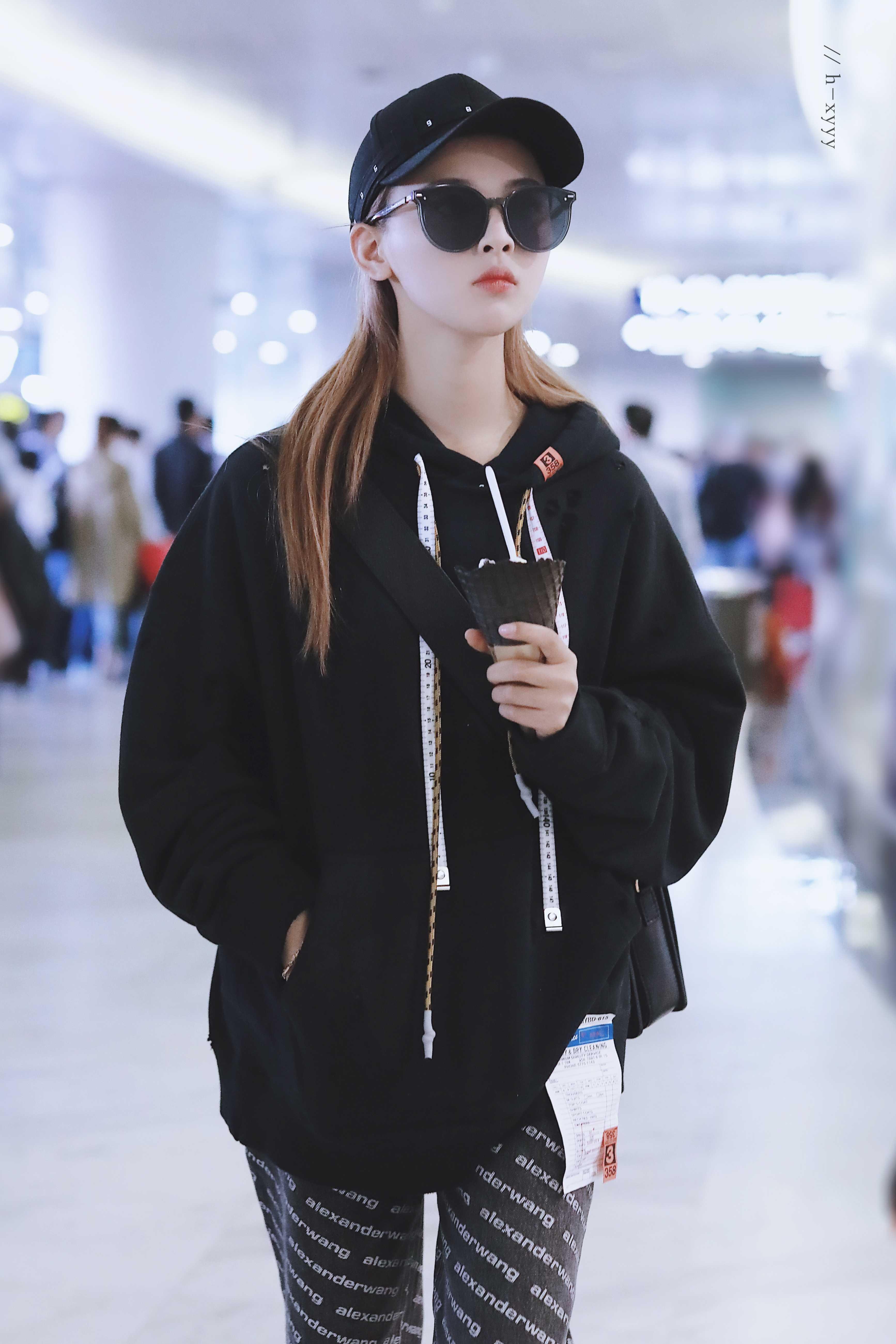 历史上的今天的杨超越0426