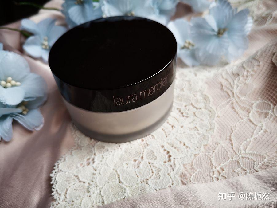 怎样才能不卡粉不浮粉 v2-1095d9fdafe2f8334d6af3045dc97cde_r.jpg