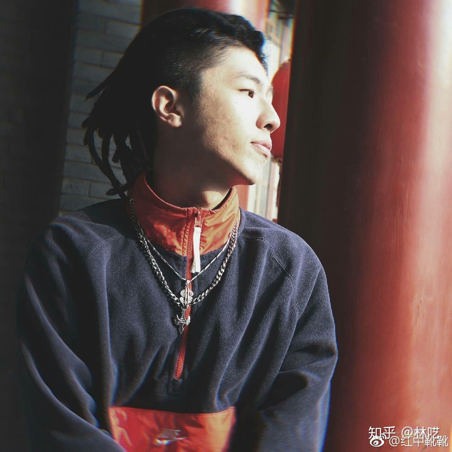 如何说服自己接受男朋友的脏辫