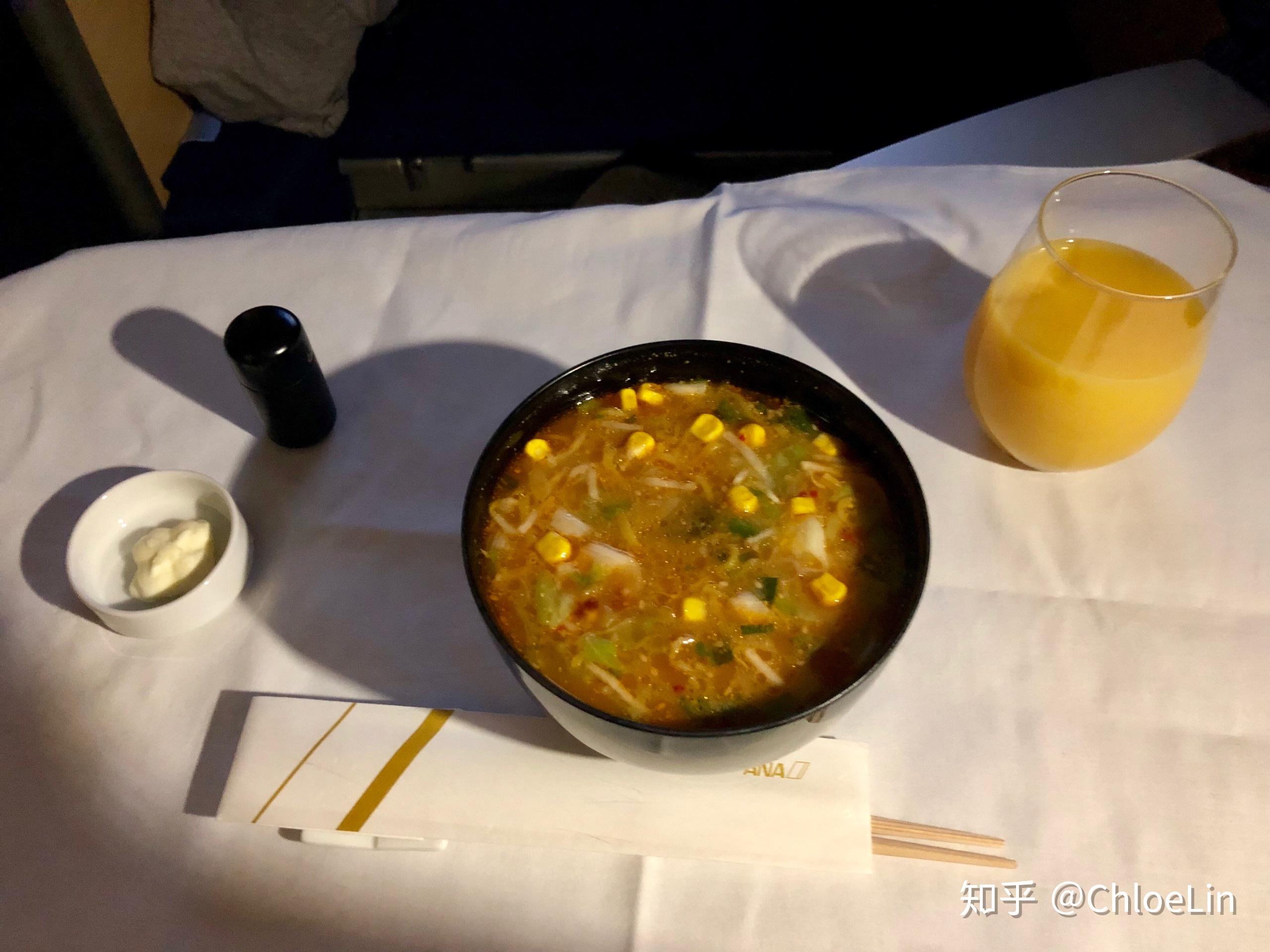 坐飞机头等舱是什么体验?