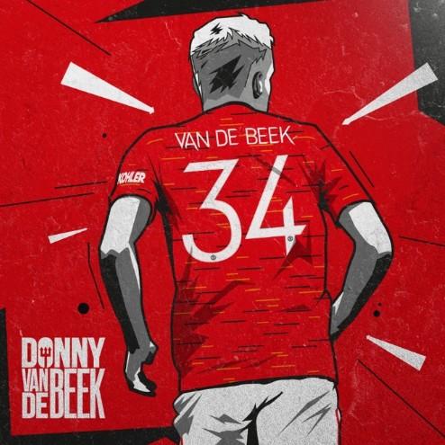 曼联已正式官宣范德贝克的交易,这位荷兰国脚将身披红魔34号战袍