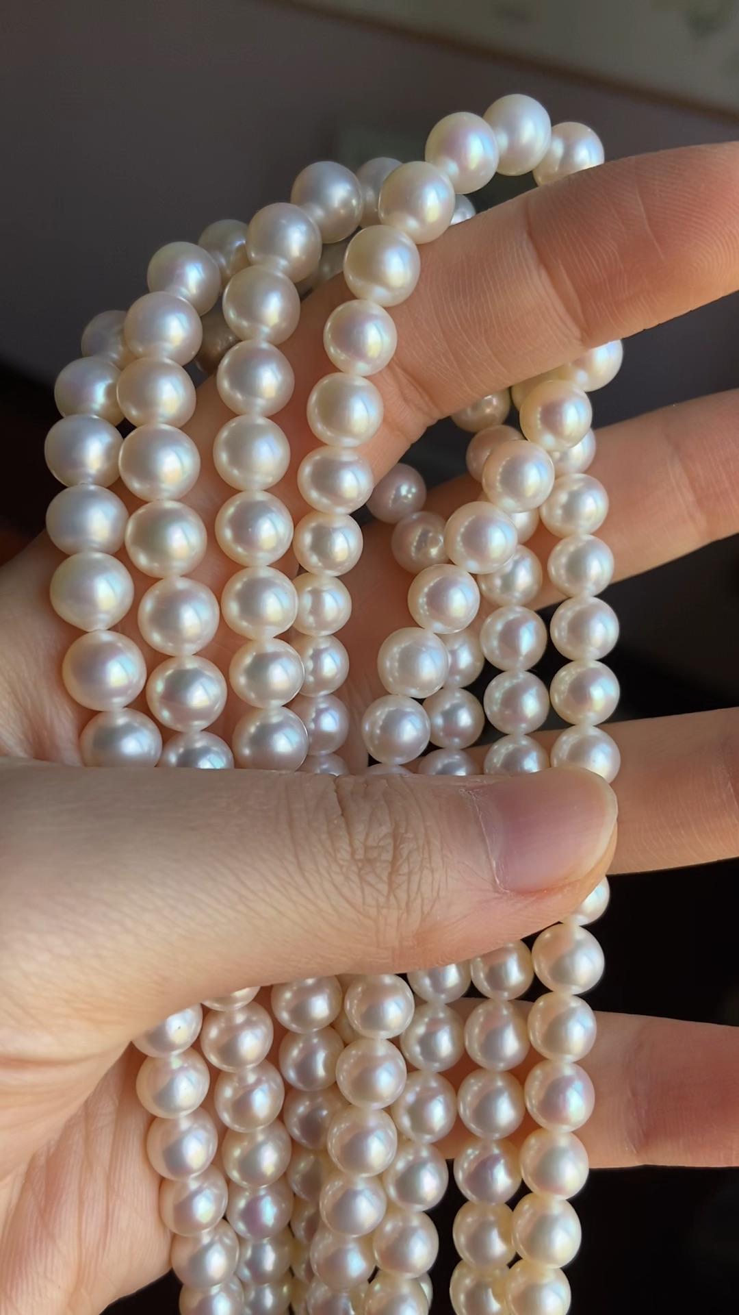 请教一下专业人士,什么是淡水akoya珍珠?