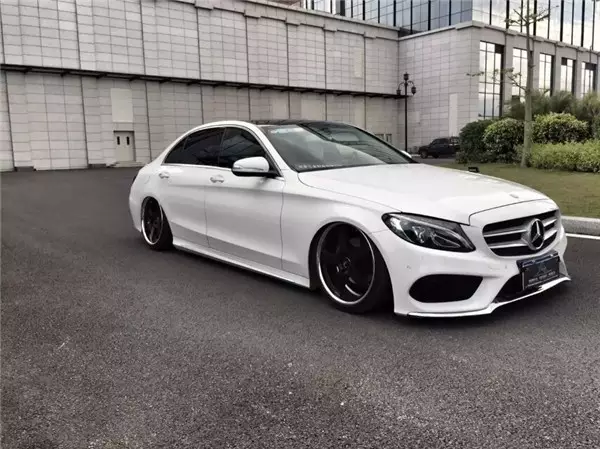 新款奔驰c级外观改装可以改哪些项目c260c300包围改装