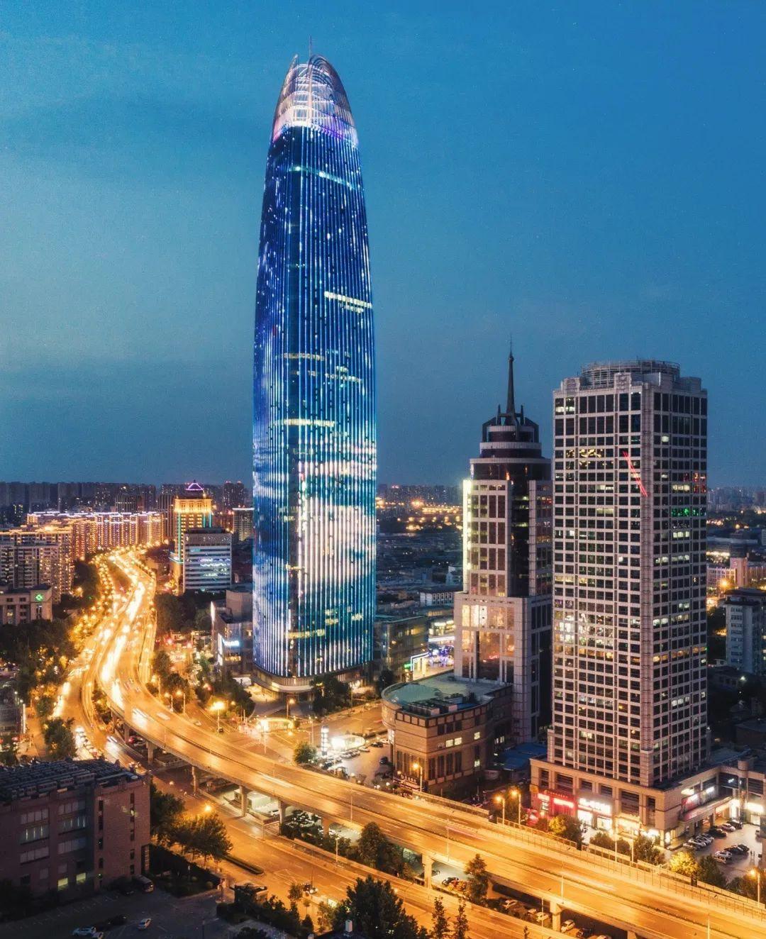 济南的这些立交桥灯亮起的时候比许幻山的烟花美100倍