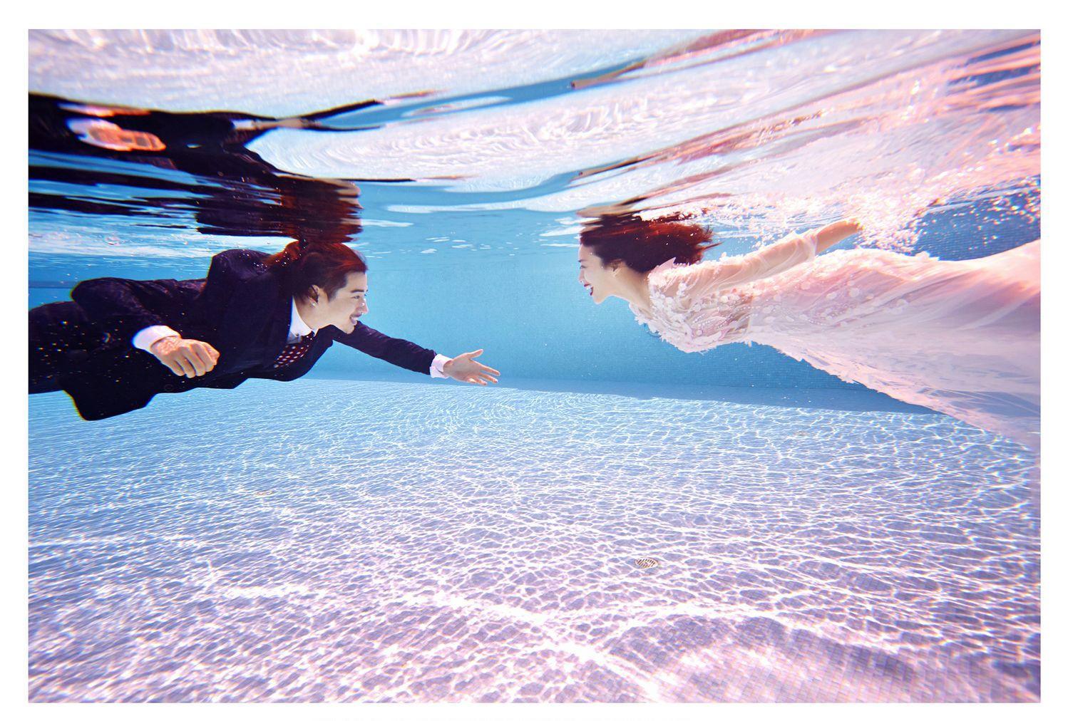 水下婚礼超越童话的存在