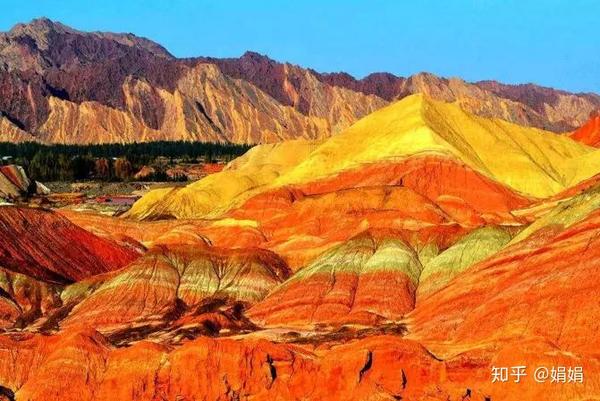 我国西昌发射基地发射通讯卫星_酒泉卫星中心发射生活基地_酒泉卫星发射基地