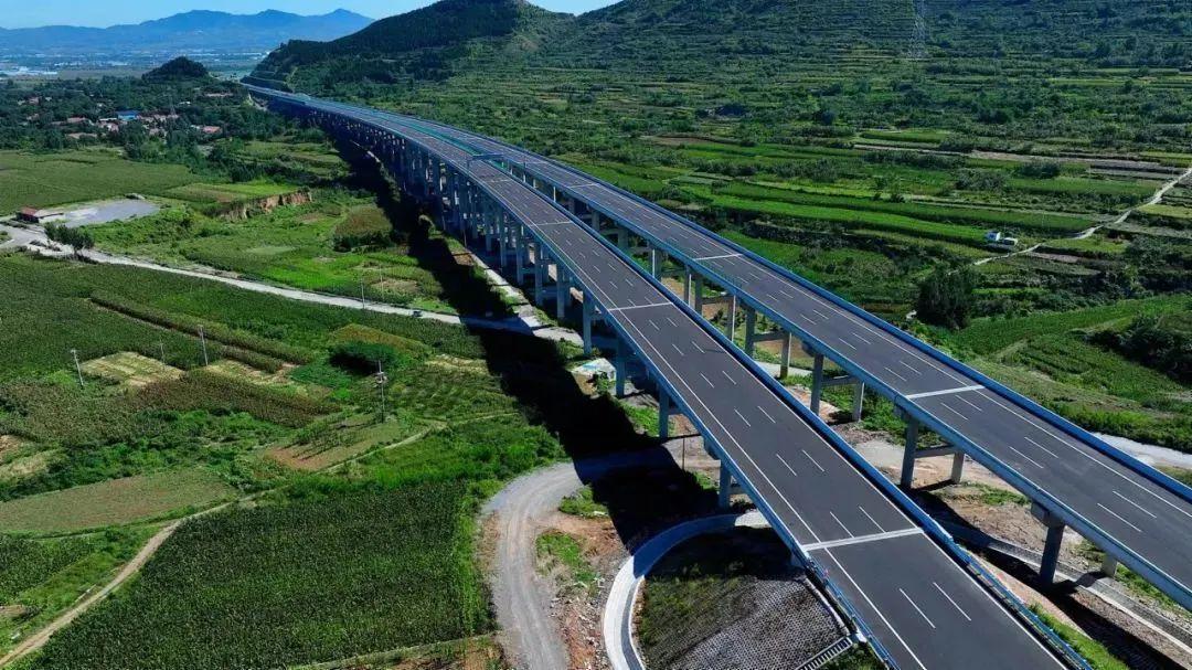 开工建设沈海高速两城至汾水段改扩建,高青至武城高速商河至平原段