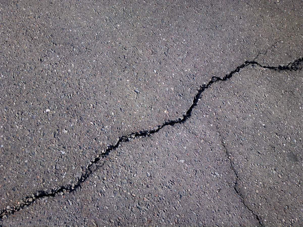 水泥地面裂缝原因以及如何预防地面开裂 力特克 知乎