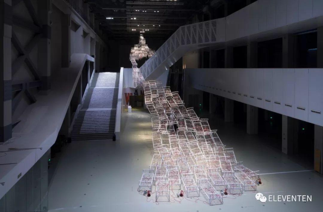 日本装置艺术家chiharushiota盐田千春沉迷线性与编织的汪洋