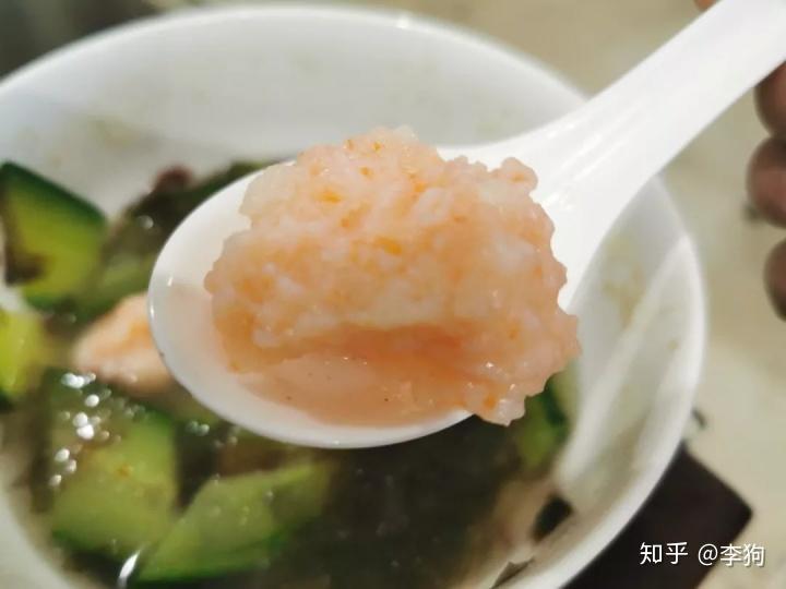 咋做虾滑好吃 v2-11ede83310c954e07d379bb6f5a77d46_r.jpg