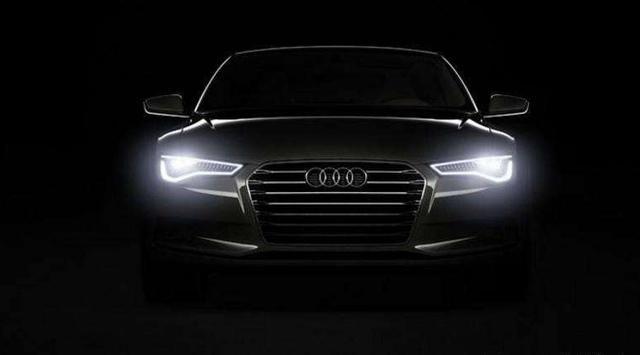 奥迪用灯光编程奔驰用大灯写字比亚迪有文化聊一聊车灯