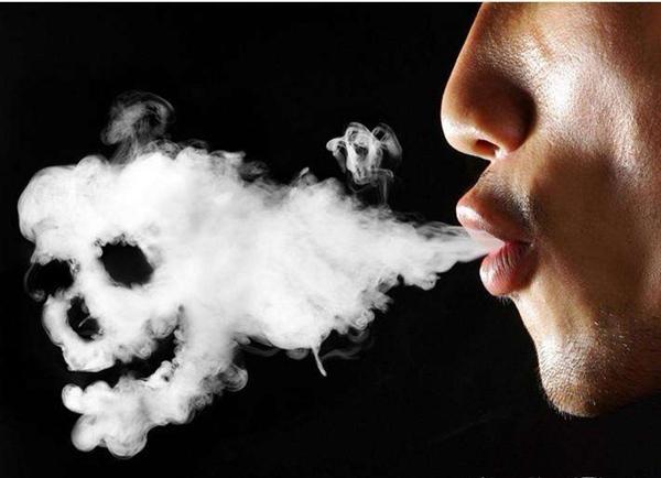 电子烟和普通烟哪个危害更大?