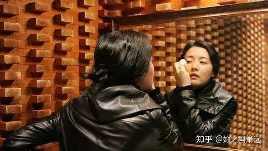 亲切的金子她是圣母是审判官也是刽子手