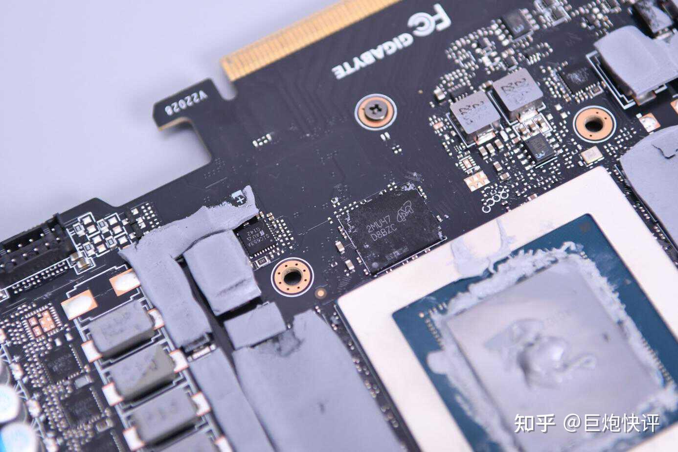 最强AI炼丹炉!技嘉GeForce RTX 4090 GAMING OC魔鹰显卡评测 - 知乎