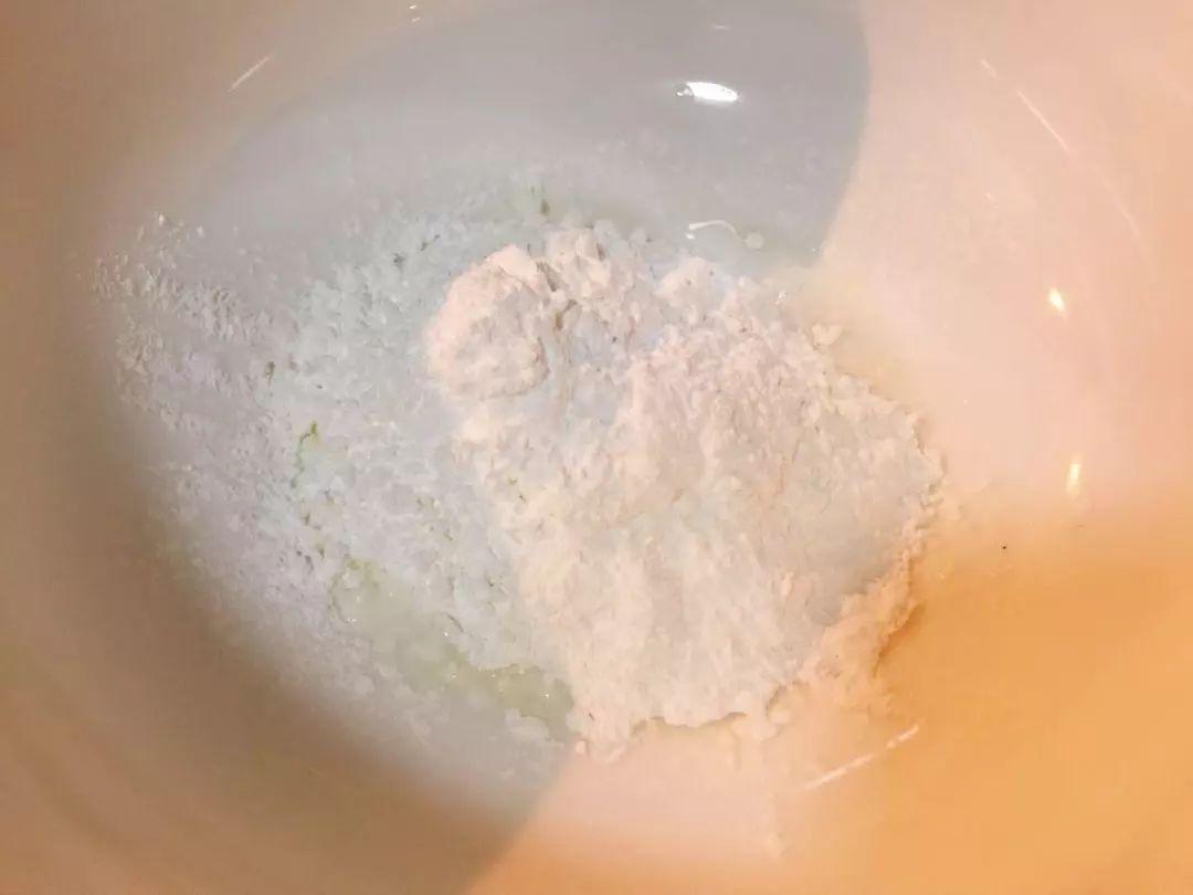面粉是小麦粉还是淀粉 v2-1337196d9082ba00805703b6eef93cce_r.jpg