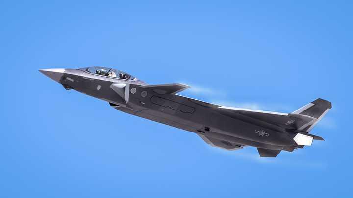 就是上面所说的有人隐身战斗机带领几架无人隐身战机在前线执行战斗