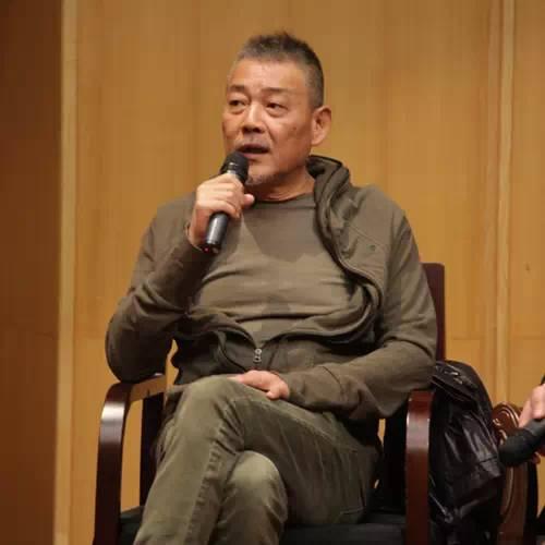 王序 中国设计界的布道者他是一棵扎根于深圳设计界的大树,枝繁叶茂