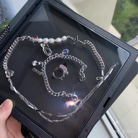 最近看上了一个首饰牌子kvk想问问各位大神们有没有已经入手的