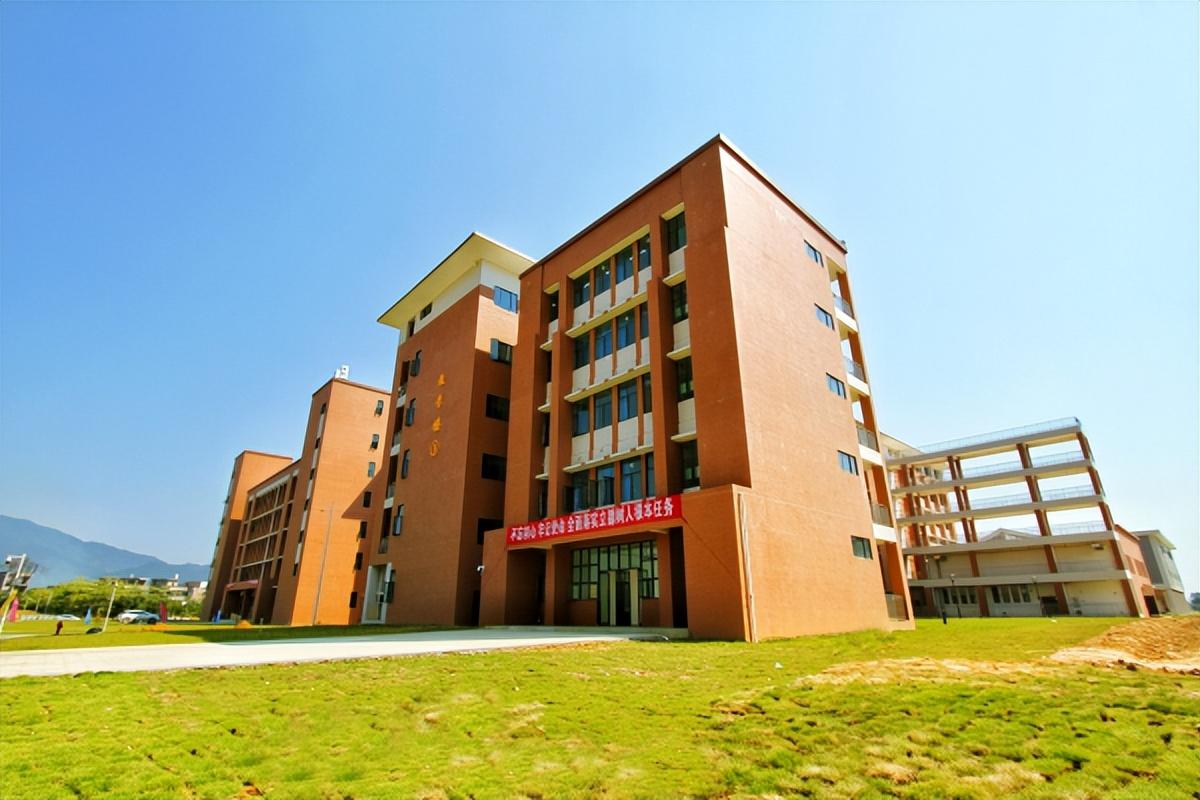 工程职业技术学院 zhuanlan.zhihu.com