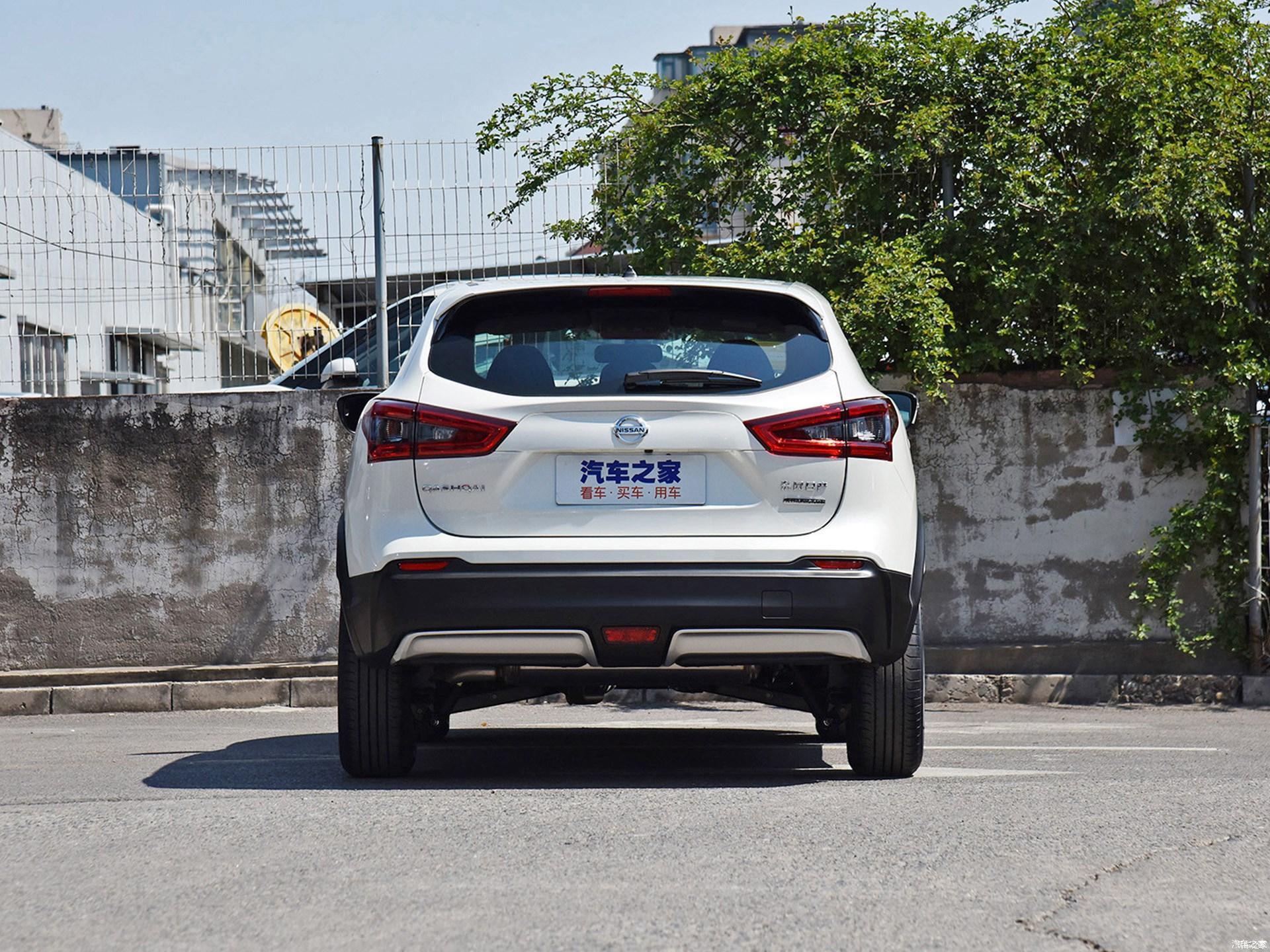 日产逍客近期优惠力度较大,如果喜欢这一款经济实用的紧凑型suv,现在