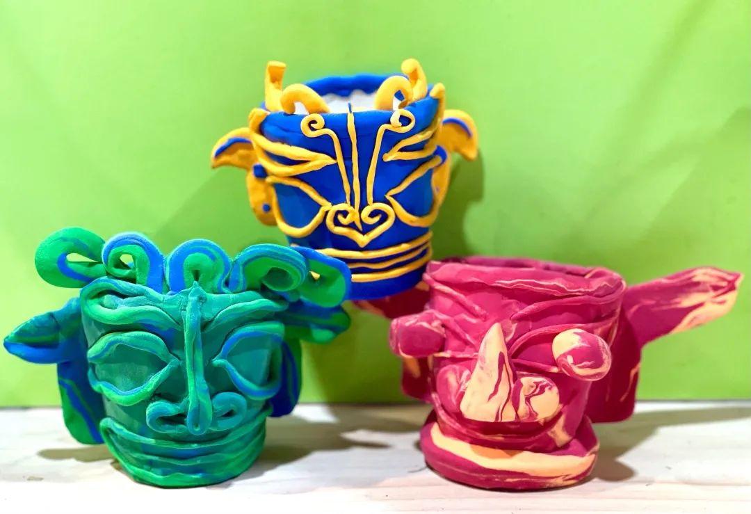 了解古蜀神秘的祭祀文化,并通过亲手制作青铜面具,金面具等手工创意