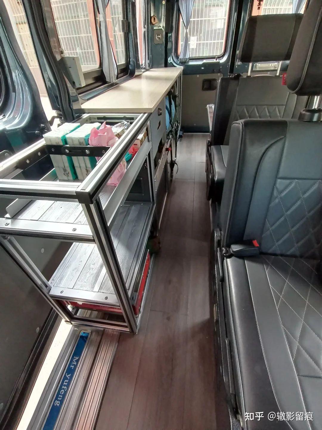 轻客改装床车纵床与横床哪种布局好