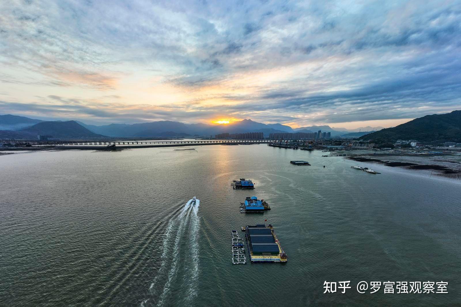 福建海警登船临检金门游艇行使金门岛海域管辖权获得重大突破