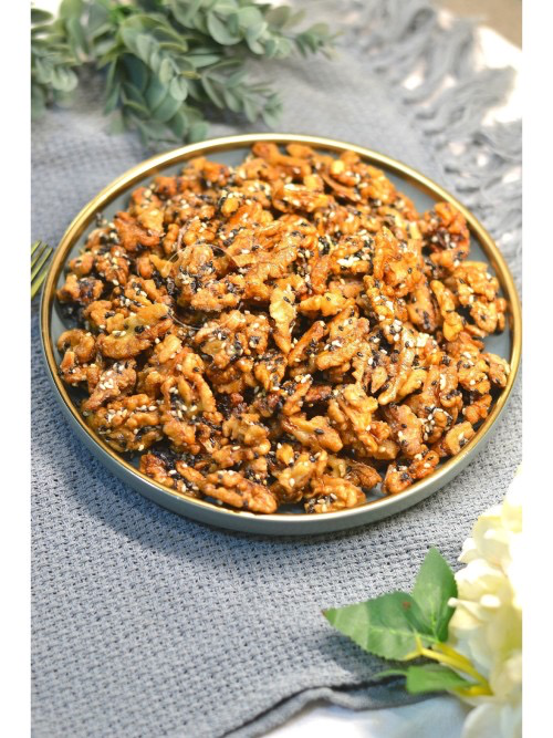 国外核桃仁 v2-15a1e2306ecae58e5f8516265f973810_1440w.jpg?source=172ae18b