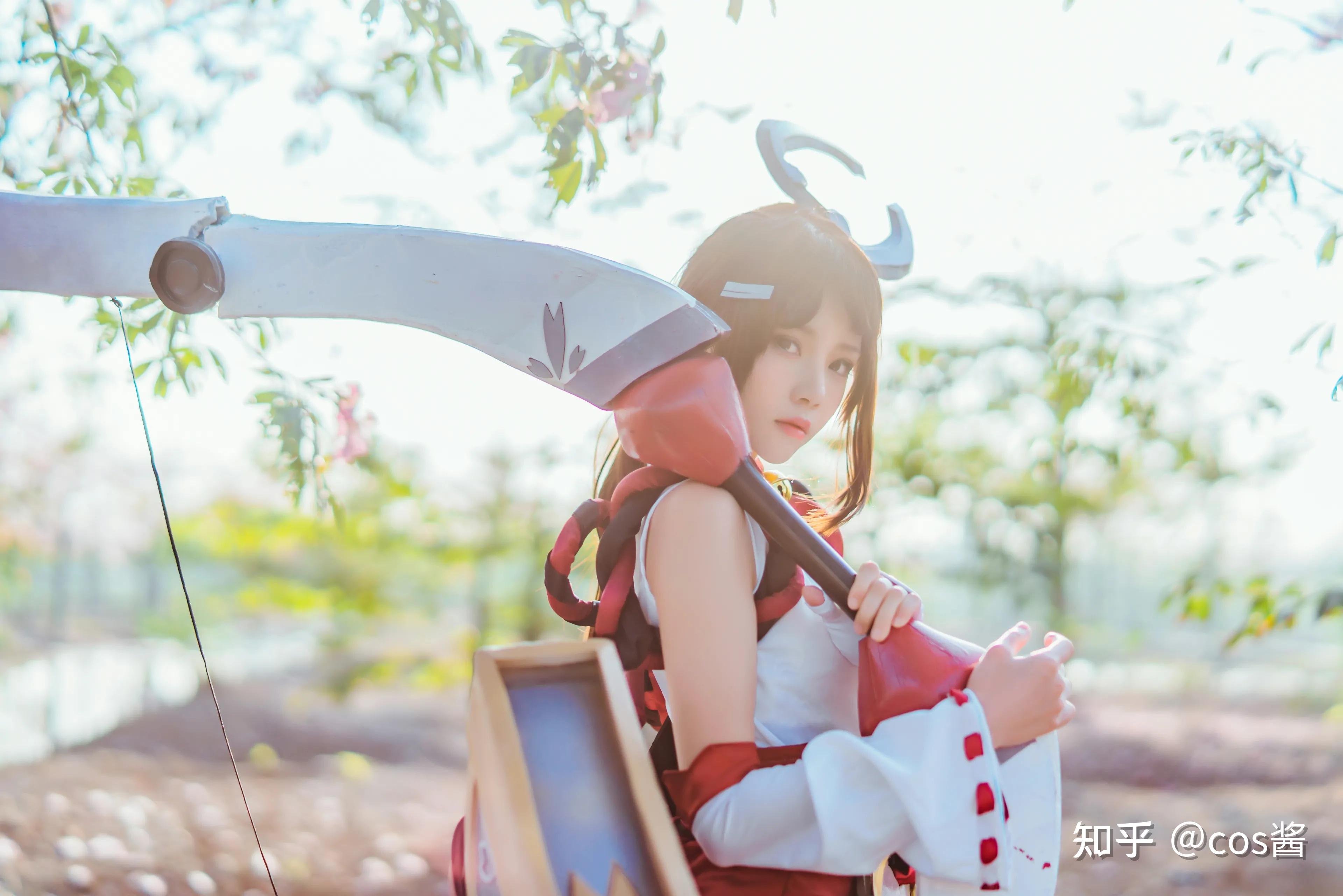 桜桃喵 - 花见巫女 cosplay美图 cos酱写真套图合集 福利在线看 - 知乎