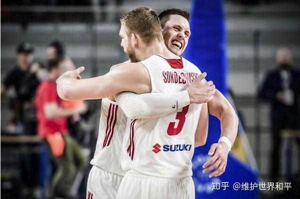 精彩绝伦的篮球赛事回放全程记录巅峰对决每一刻