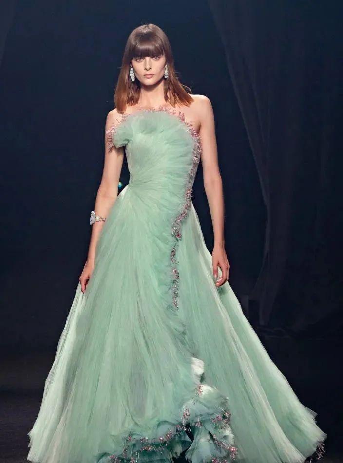 202324关键流行色c位浅草薄荷绿