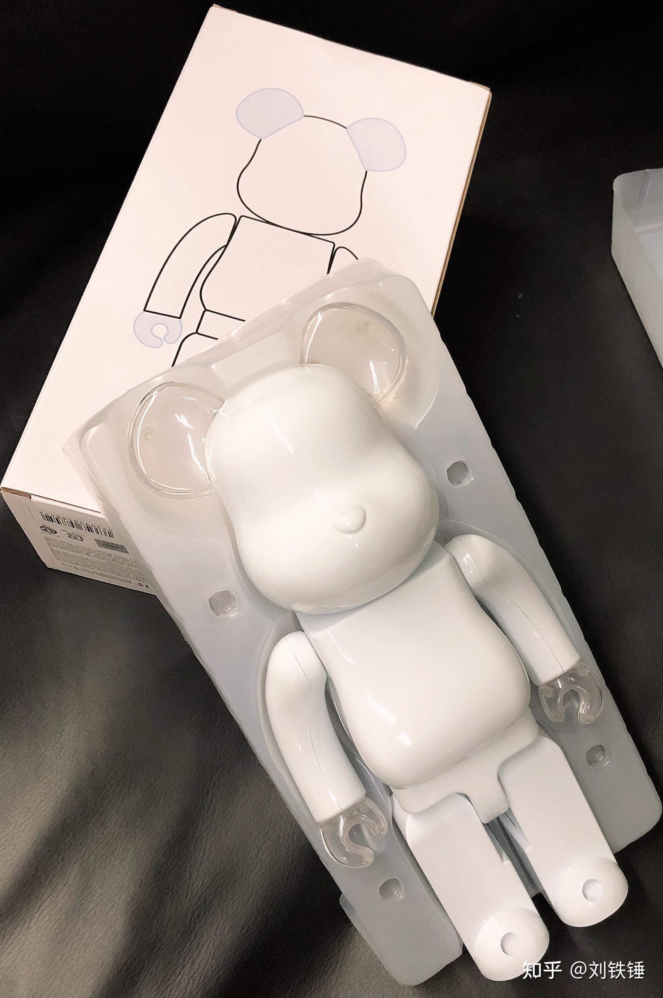 拍极简风照片当装饰也是风格:极简风9015超ins手&耳朵是透明的主