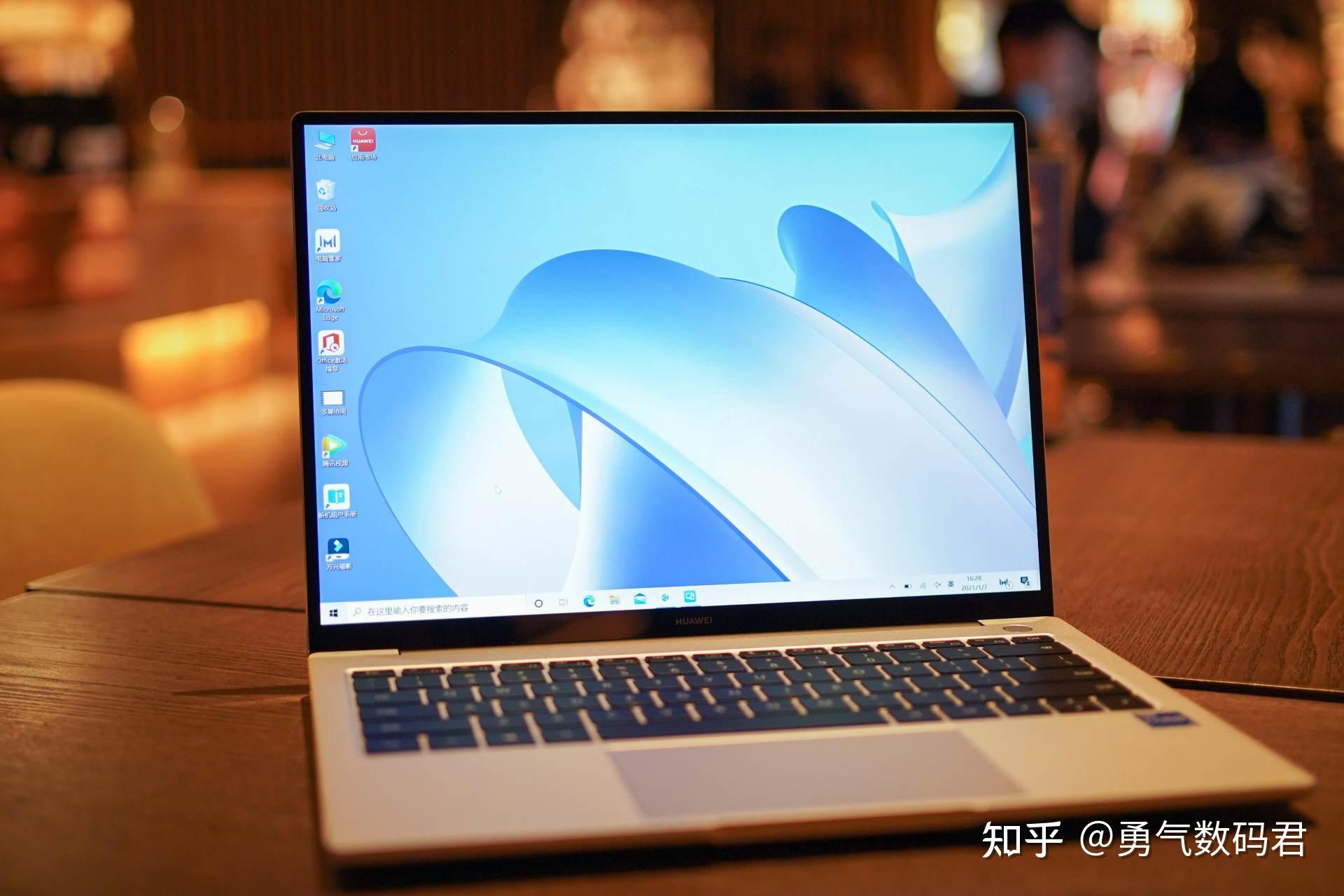 相信你在使用过这款产品后,也会对这样一款拥有强劲性能,精彩屏幕